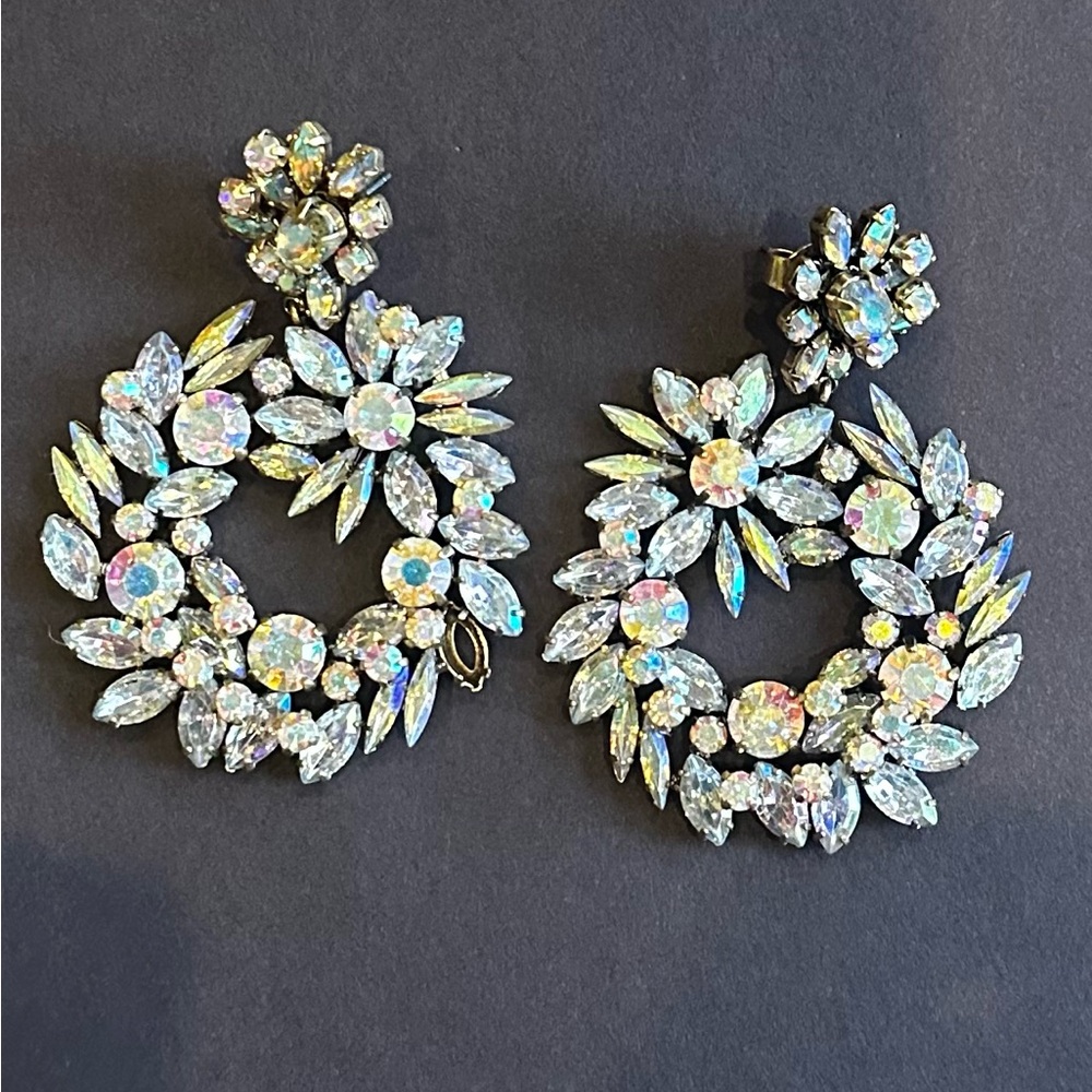 J Crew Light Pink Blush Floral Leaf Crystal Wreath Drop Gold Statement Earrings